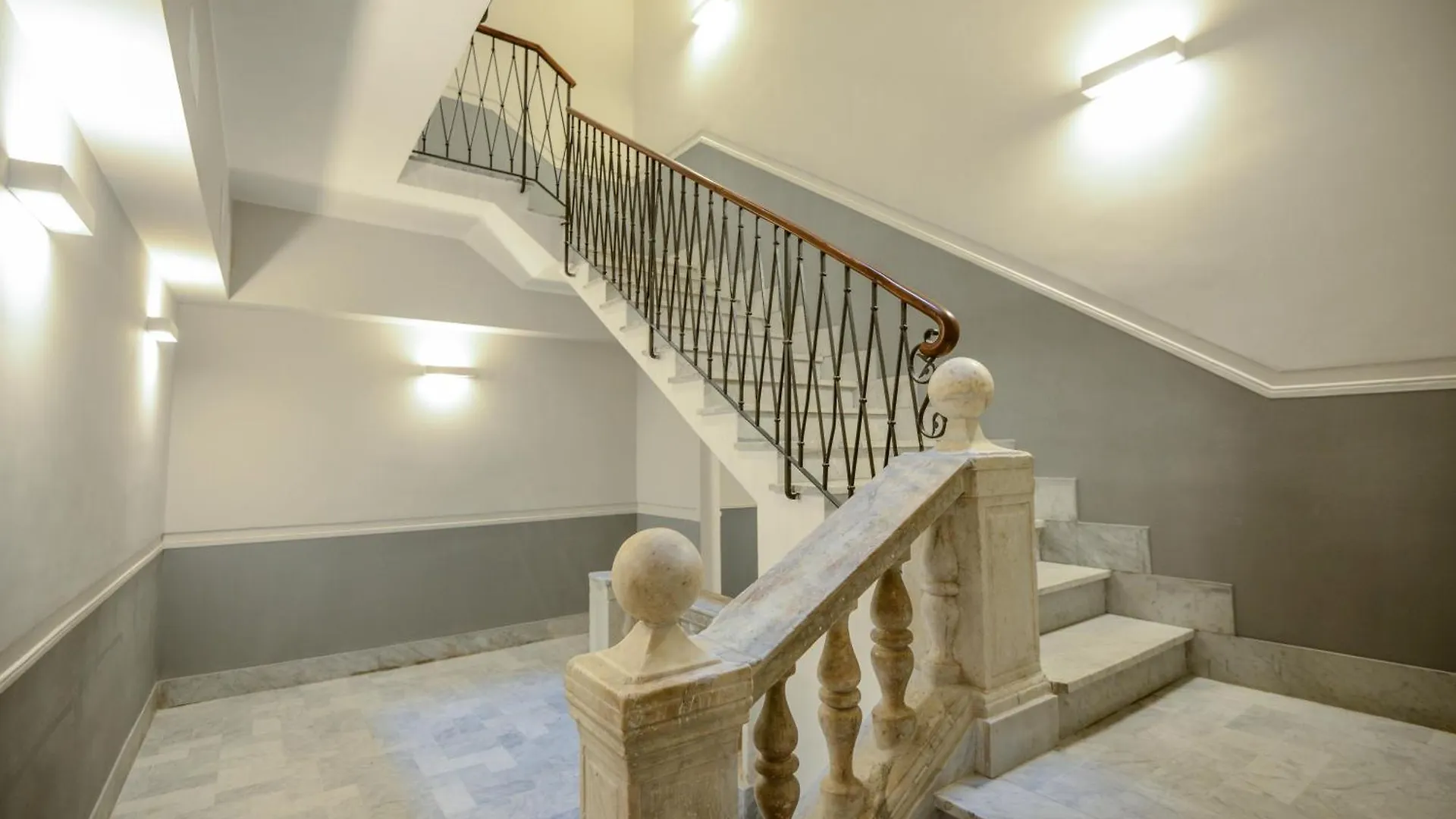 Attico Centro Con Terrazza E Jacuzzi E Parcheggio Privati Apartamento Génova Itália