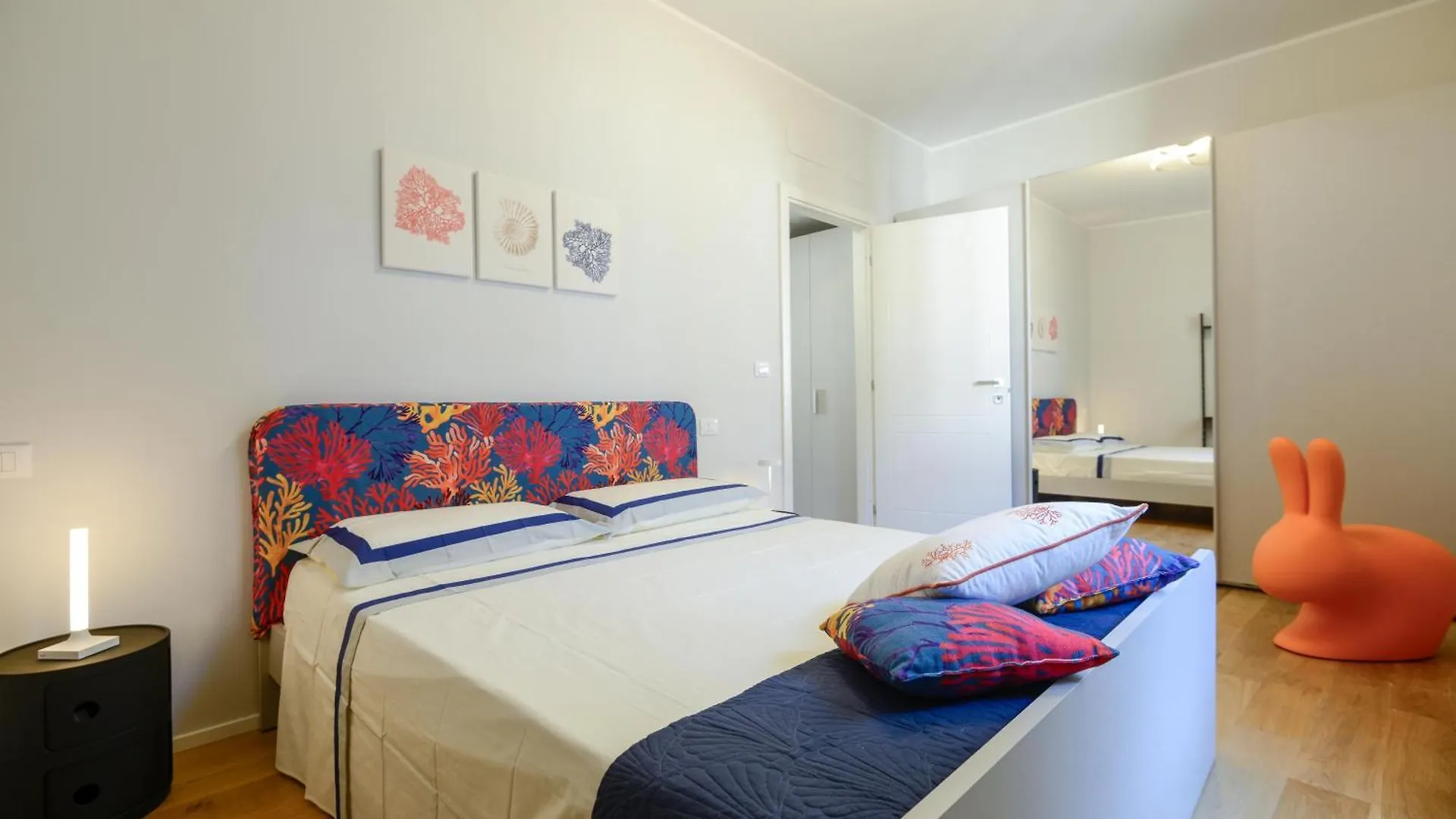 شقة Attico Centro Con Terrazza E Jacuzzi E Parcheggio Privati جنوة 0*,  إيطاليا
