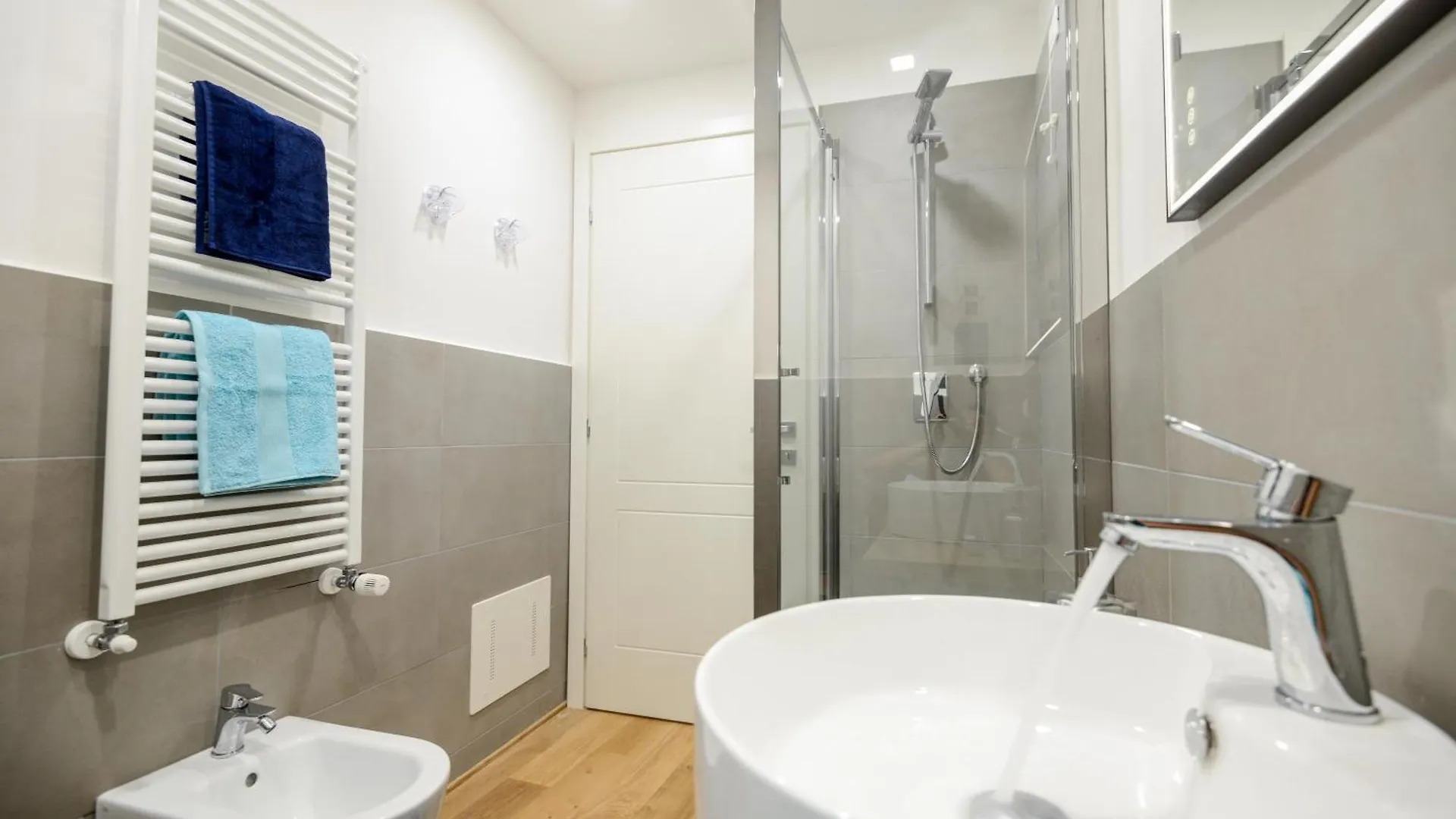 شقة Attico Centro Con Terrazza E Jacuzzi E Parcheggio Privati جنوة