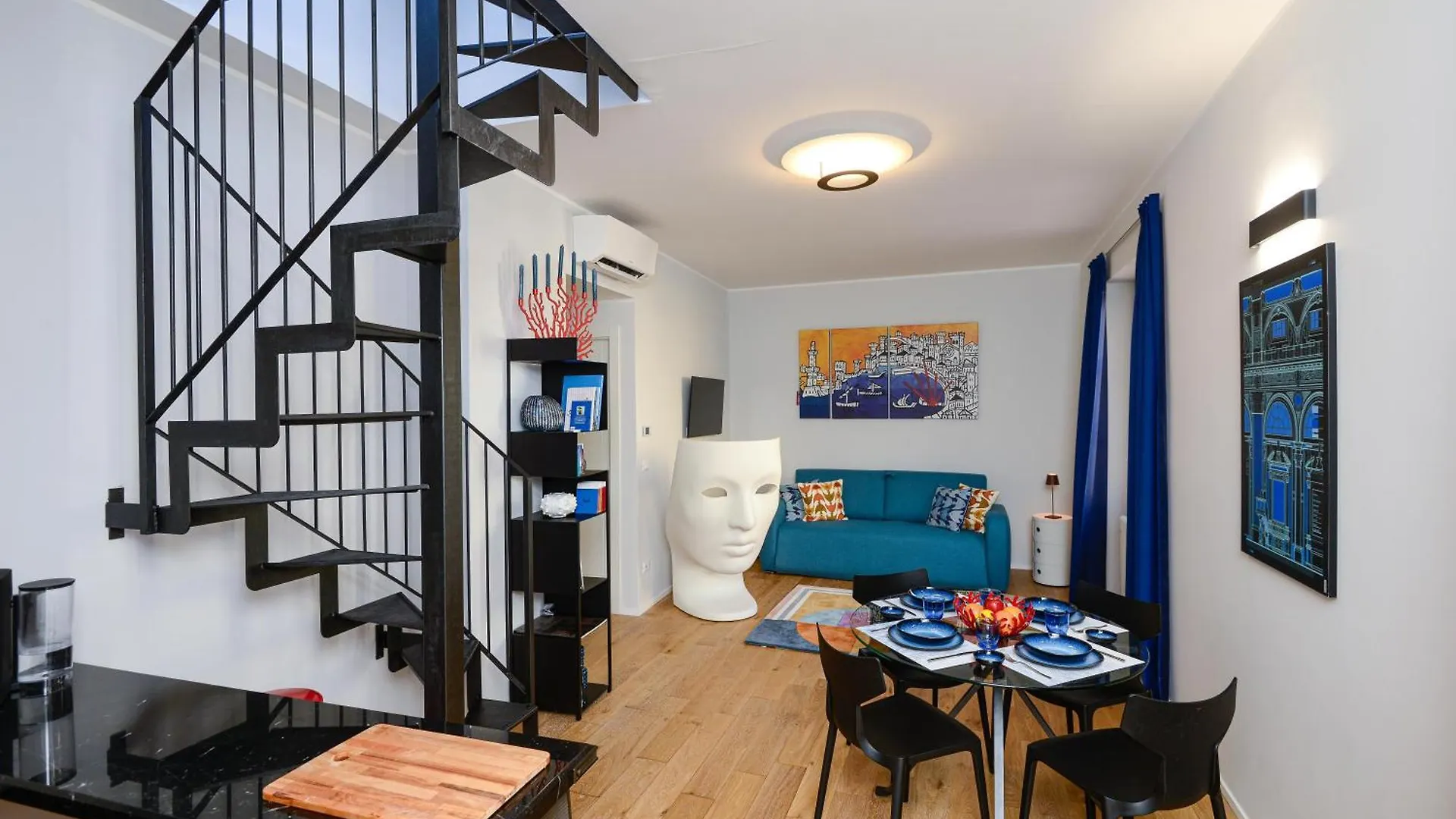 Attico Centro Con Terrazza E Jacuzzi E Parcheggio Privati Apartment Genoa